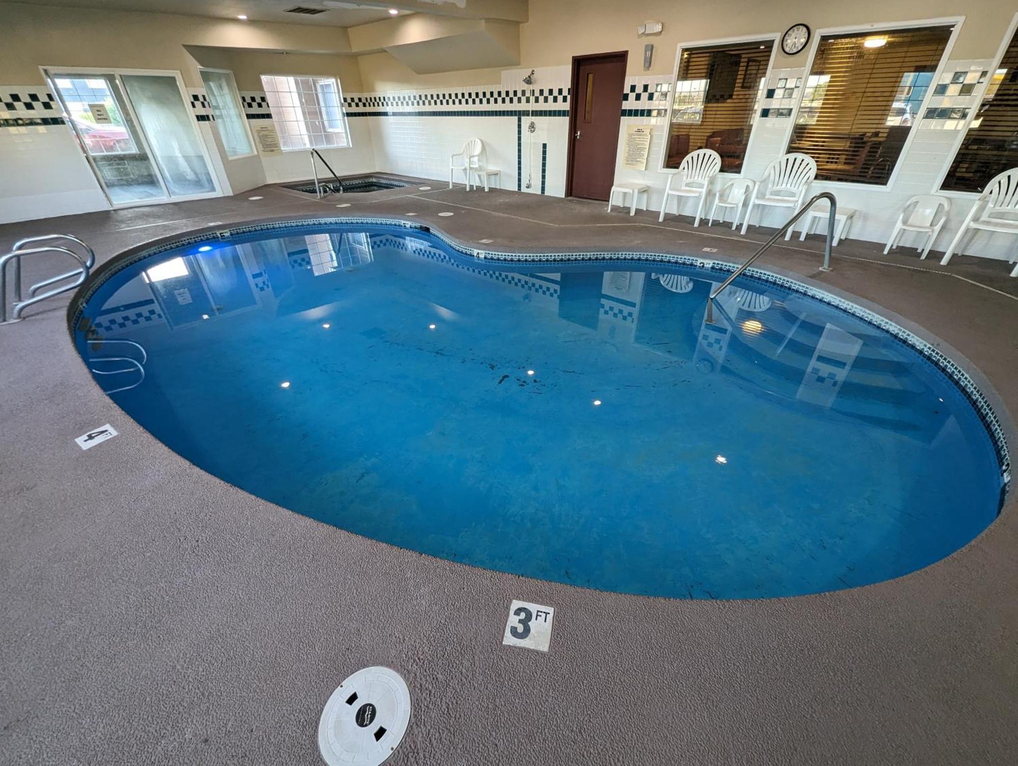 Toppenish Inn And Suites Esterno foto